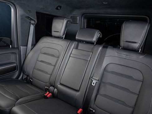 Certified 2025 Mercedes-Benz G 63 AMG 4MATIC image 15