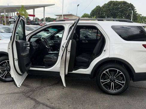 Used 2013 Ford Explorer Sport AWD/4WD image 11
