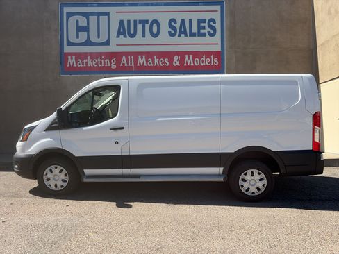 Used 2024 Ford Transit 250 Low Roof w/ Exterior Upgrade Package RWD image 7