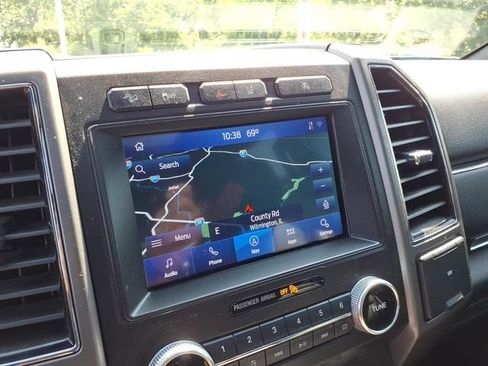 Used 2020 Ford Expedition XLT w/ Equipment Group 202A AWD/4WD image 30