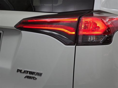 New 2026 BMW X1 xDrive28i w/ Technology Package image 34