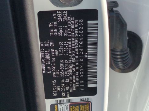 New 2026 Kia Sorento S AWD/4WD image 32