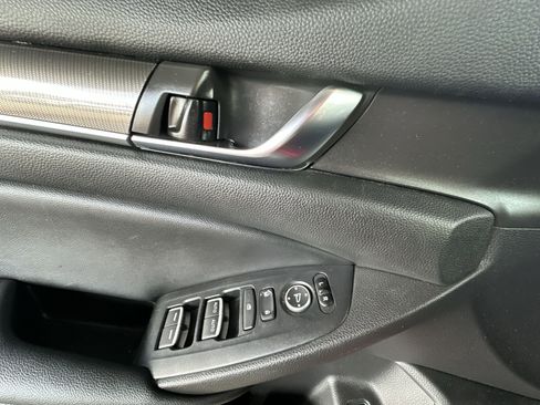 Used 2020 Honda Accord Sport image 15