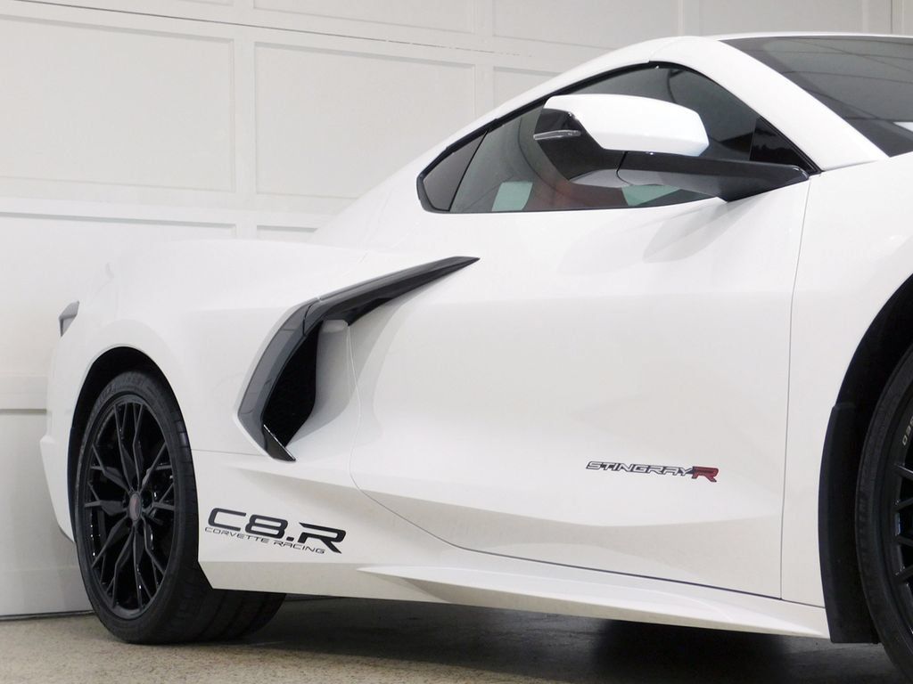 Used 2023 Chevrolet Corvette Stingray Preferred Cpe RWD image 18