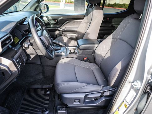 Certified 2025 Toyota Tacoma SR5 image 9