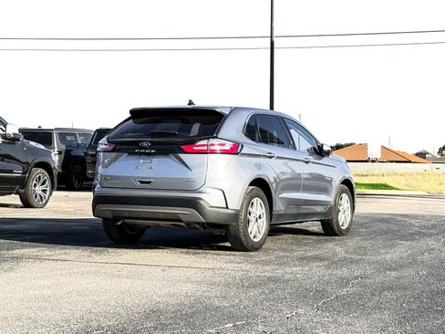 Used 2024 Ford Edge SEL AWD/4WD image 9