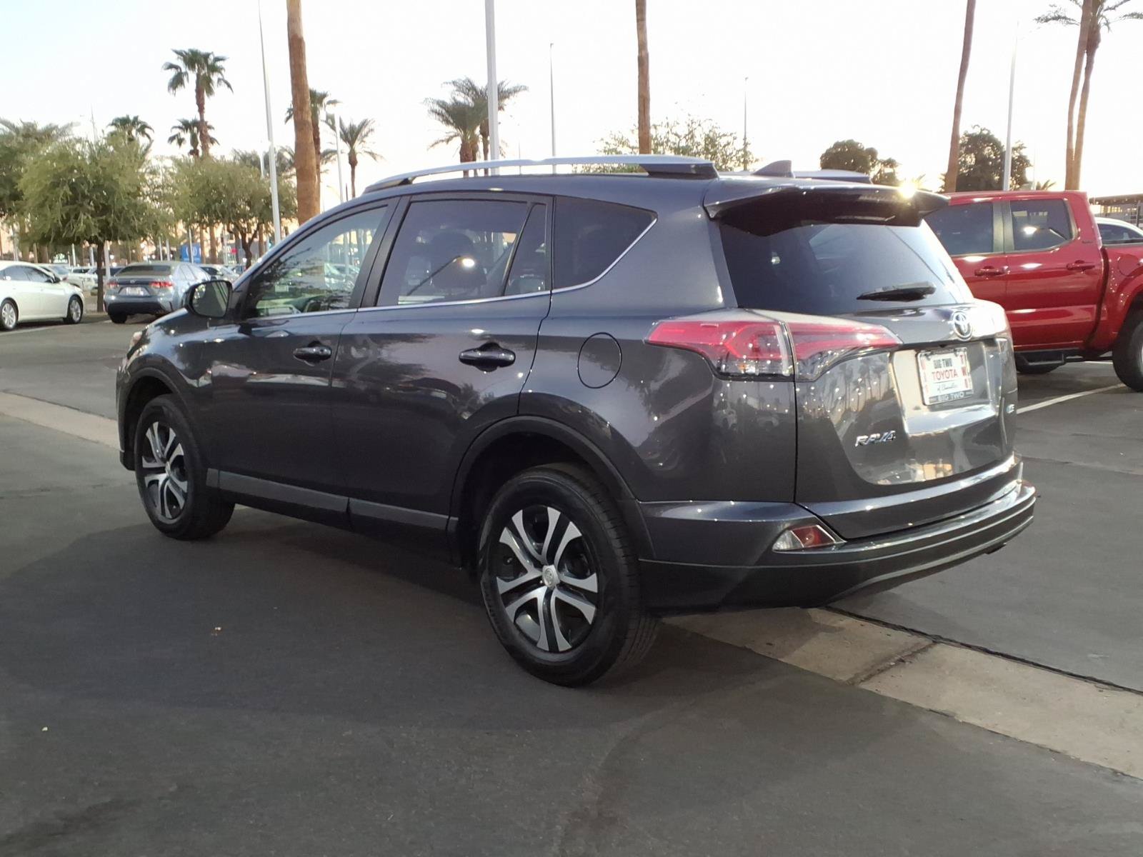 Used 2016 Toyota RAV4 LE FWD image 6
