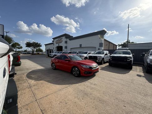 Used 2018 Honda Civic EX-T image 42