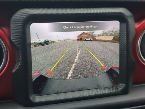 Certified 2023 Jeep Gladiator Rubicon image 18