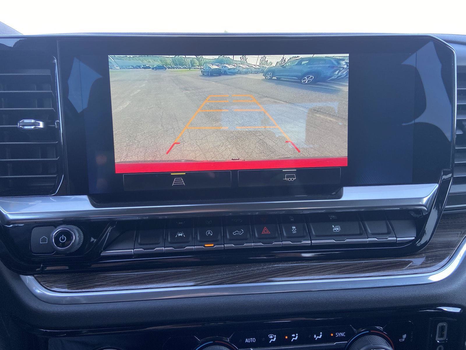 Used 2022 Chevrolet Silverado 1500 RST AWD/4WD image 33