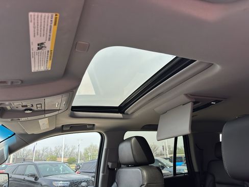 Used 2019 Chevrolet Tahoe LT AWD/4WD image 28