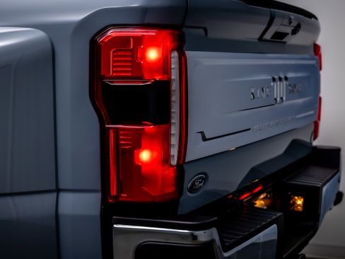 Used 2025 Ford F450 King Ranch w/ Chrome Package image 14