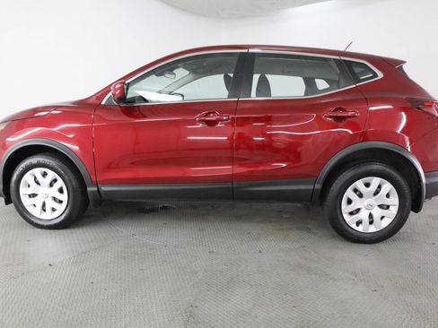 Used 2020 Nissan Rogue Sport S FWD image 4