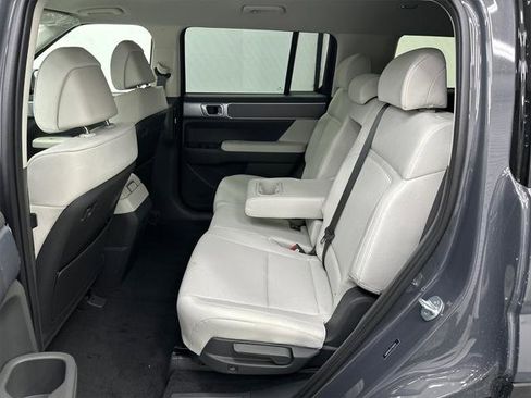 New 2026 Hyundai Santa Fe SE image 21