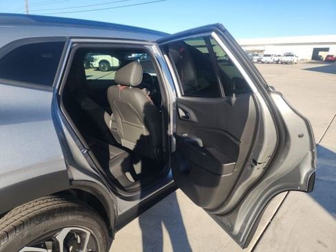 New 2026 Chevrolet Trax RS image 23