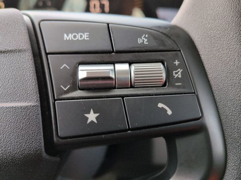 Used 2025 Kia K4 LXS image 23