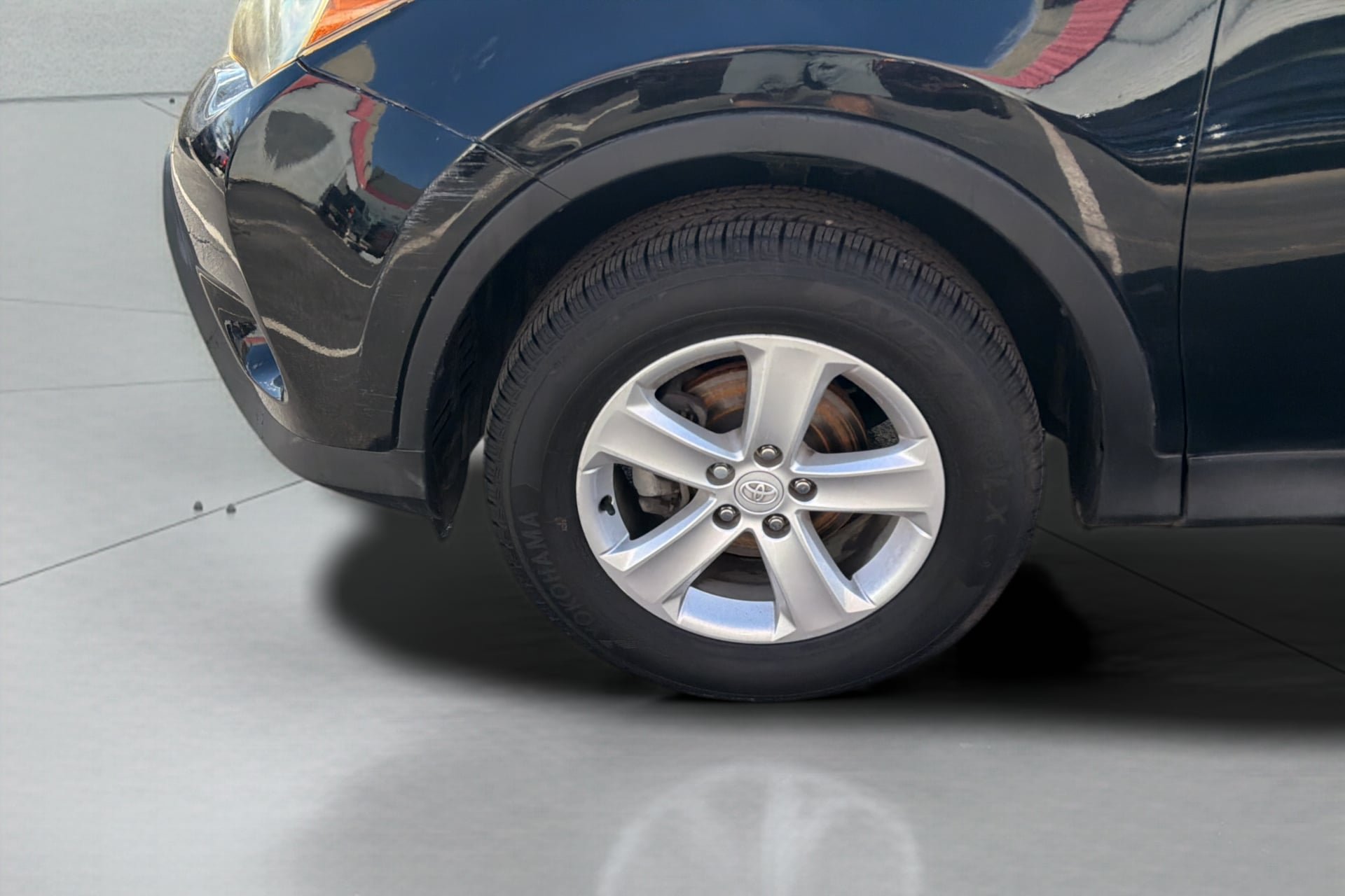 Used 2014 Toyota RAV4 LE AWD/4WD image 37