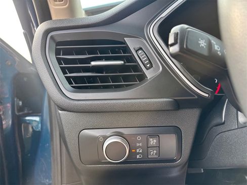 Used 2020 Ford Escape S image 22