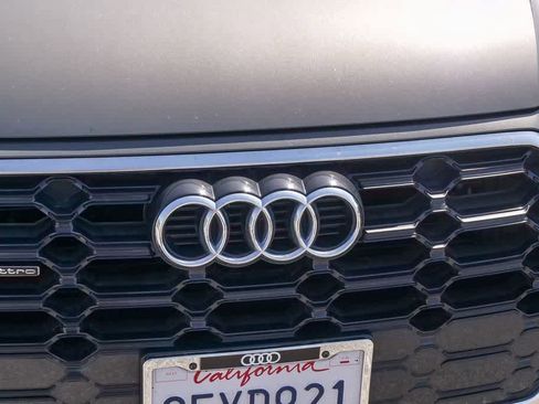 Used 2023 Audi Q5 2.0T Premium w/ Convenience Package image 5