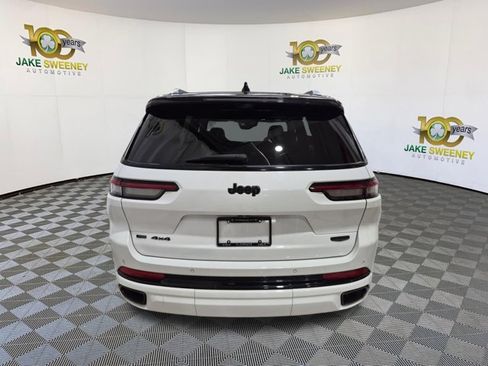 Used 2023 Jeep Grand Cherokee L Summit w/ Advanced Protech Group IV AWD/4WD image 9