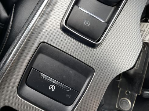 Used 2022 Ford Edge SEL image 32