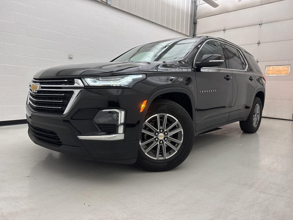 Used 2023 Chevrolet Traverse LT w/ LPO, Cargo Package AWD/4WD image 10