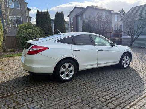 Used 2011 Honda Crosstour EX-L image 5