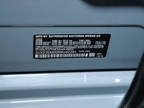 Certified 2024 BMW X7 xDrive40i w/ M Sport Package image 45