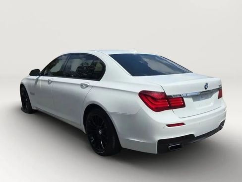 Used 2015 BMW 750Li RWD image 6