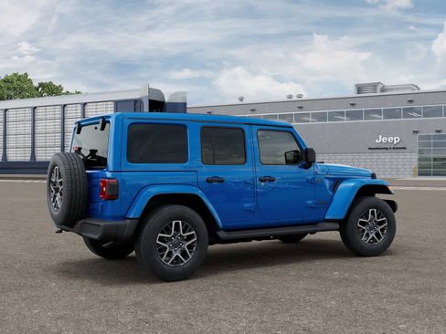 New 2026 Jeep Wrangler Unlimited Sahara AWD/4WD image 4