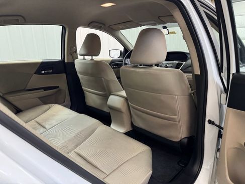 Used 2014 Honda Accord LX image 24