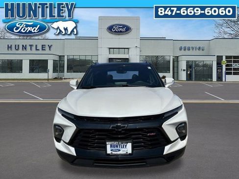 Used 2023 Chevrolet Blazer RS w/ Driver Confidence II Package AWD/4WD image 3