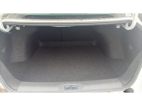 New 2026 Nissan Sentra SR FWD image 37