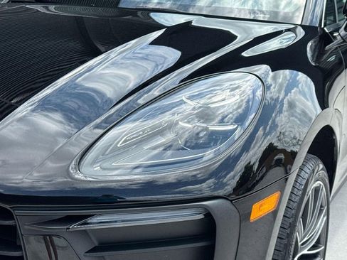 New 2026 Porsche Macan AWD/4WD image 7