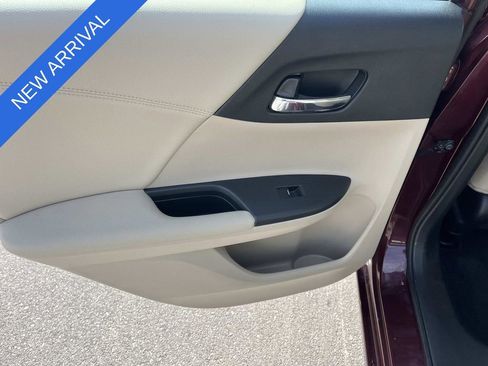 Used 2014 Honda Accord EX-L image 18