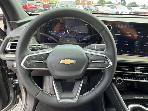 New 2026 Chevrolet Traverse LT FWD image 21