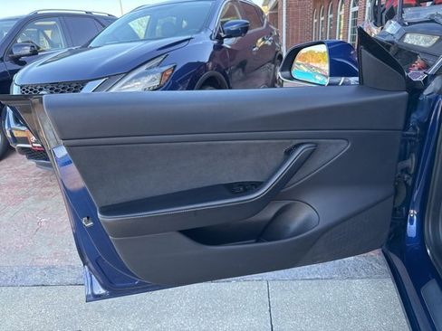 Used 2020 Tesla Model 3 Long Range image 21