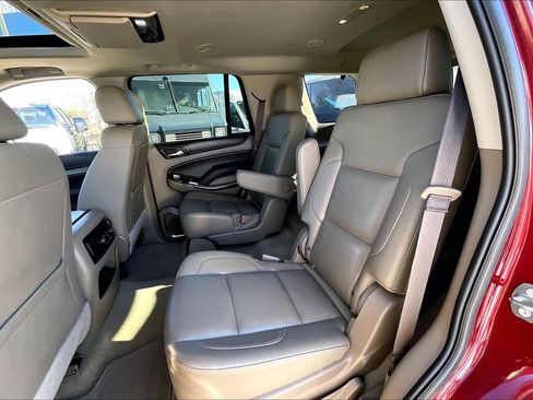 Used 2018 Chevrolet Tahoe LT image 18
