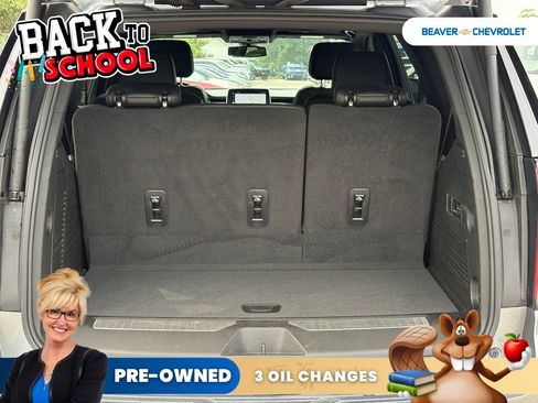 Used 2022 Chevrolet Tahoe Z71 w/ Luxury Package AWD/4WD image 11