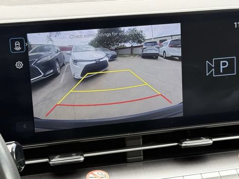 Used 2024 Hyundai Kona SEL AWD/4WD image 17