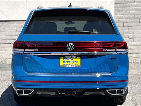 New 2026 Volkswagen Atlas SEL Premium R-Line AWD/4WD image 3