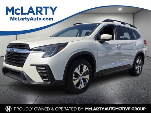 Used 2024 Subaru Ascent Premium w/ Convenience Package AWD/4WD image 1
