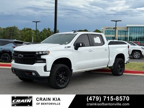 Used 2019 Chevrolet Silverado 1500 RST AWD/4WD image 3