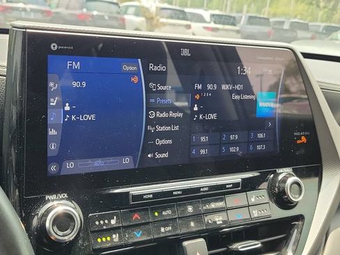 Used 2022 Toyota Highlander Platinum AWD/4WD image 33