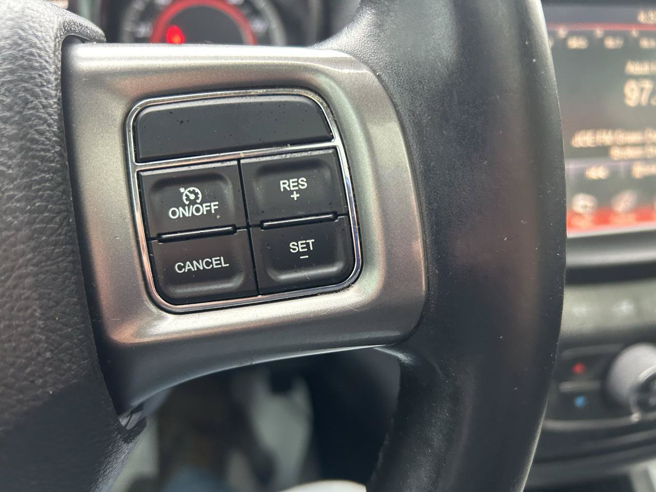 Used 2015 Dodge Journey Crossroad w/ Flexible Seating Group FWD image 21