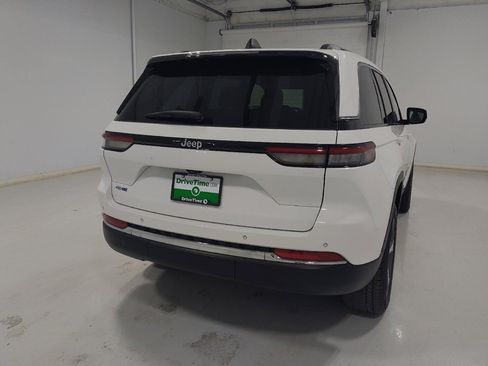 Used 2022 Jeep Grand Cherokee Limited 4xe AWD/4WD image 7