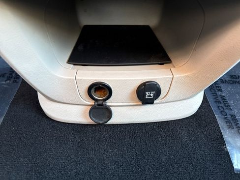 Used 2019 Dodge Grand Caravan SE image 21