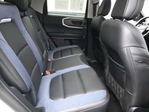 Used 2025 Ford Bronco Sport Outer Banks w/ Outer Banks Tech Package+ AWD/4WD image 8
