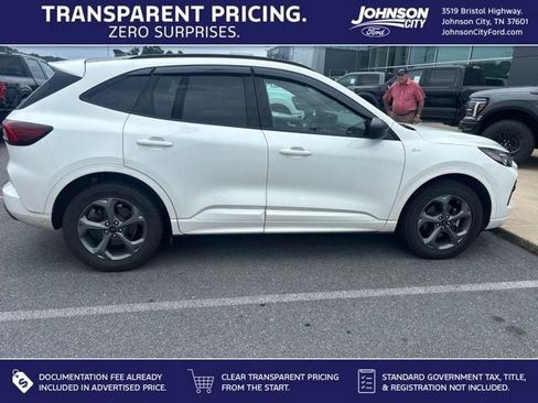 Used 2024 Ford Escape ST-Line w/ Tech Pack #1 AWD/4WD image 1