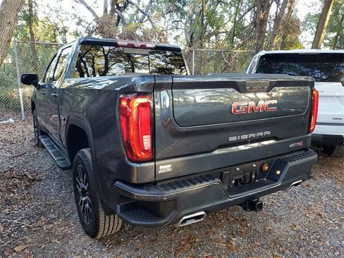 Used 2020 GMC Sierra 1500 AT4 w/ AT4 Premium Package image 3